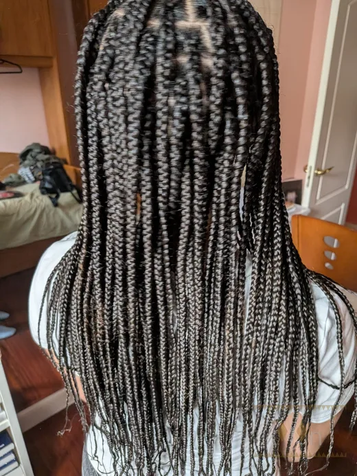 Knotless a domicilio en Bilbao — Olon trenzas africanas