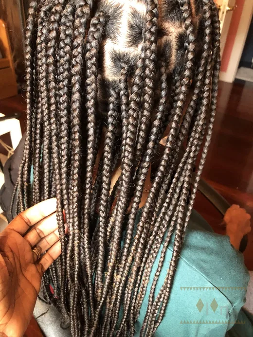 Knotless a domicilio en Bilbao — Olon trenzas africanas