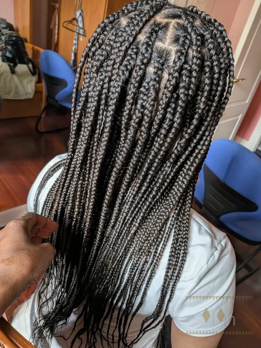 Knotless a domicilio en Bilbao — Olon trenzas africanas