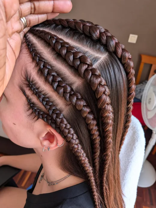 Trenzas Fulani: el estilo africano con ornamentos y diseños geométricos en Bilbao a domicilio en Bilbao — Olon trenzas africanas